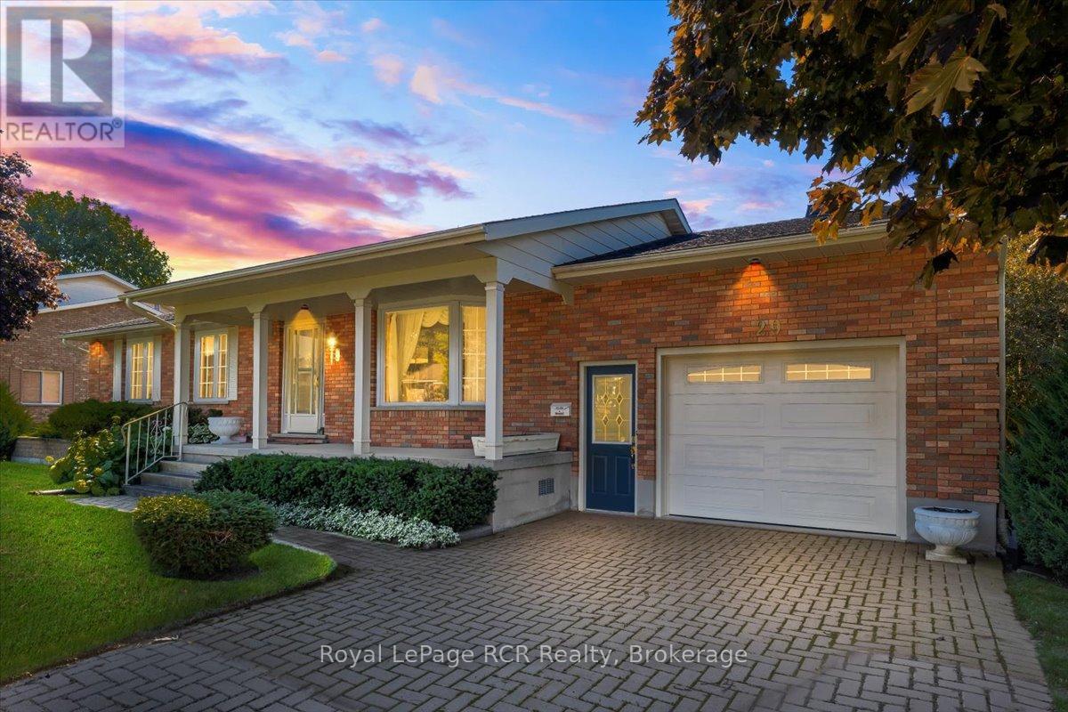 29 2nd Street Crescent, Hanover, Ontario  N4N 3R3 - Photo 31 - X12370850