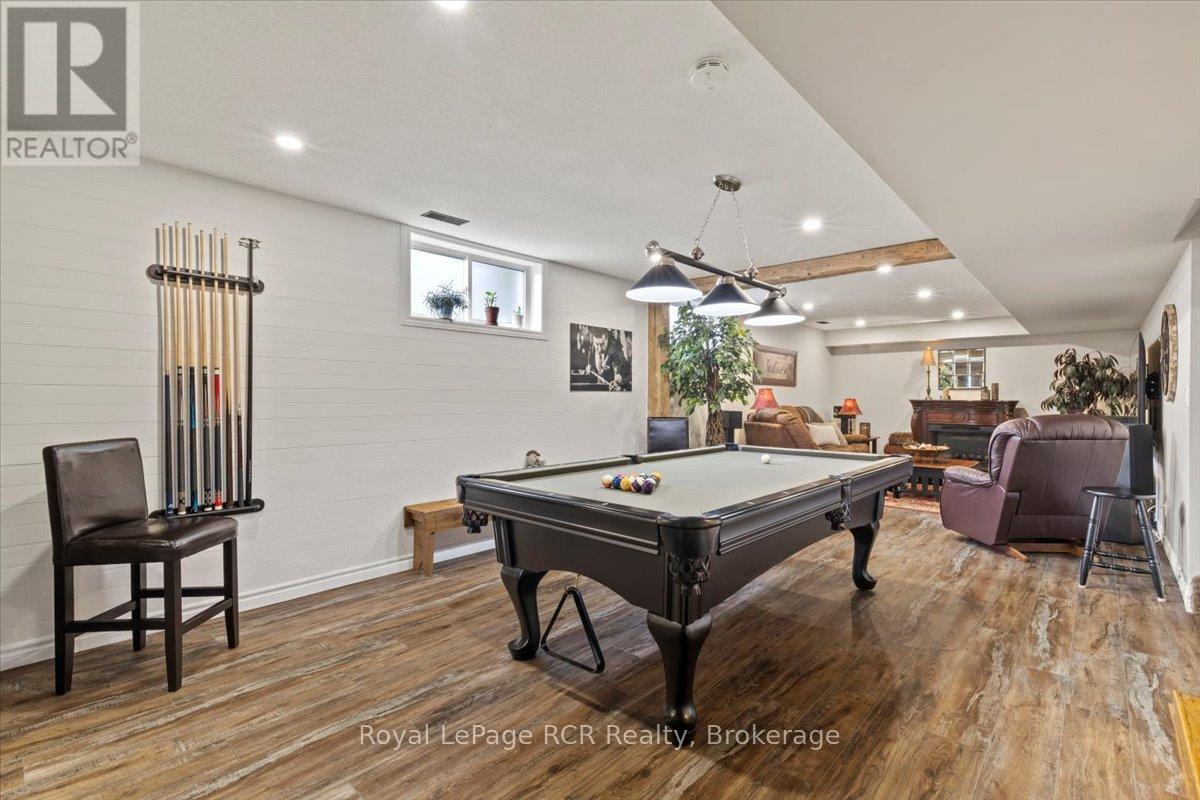 219 16th Avenue Crescent, Hanover, Ontario N4N 3V3 - Photo 19 - X12559394