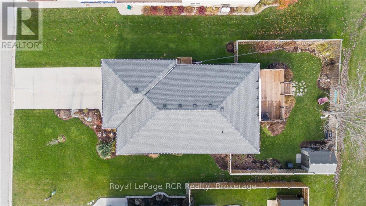 219 16th Avenue Crescent, Hanover, Ontario N4N 3V3 - Photo 38 - X12559394