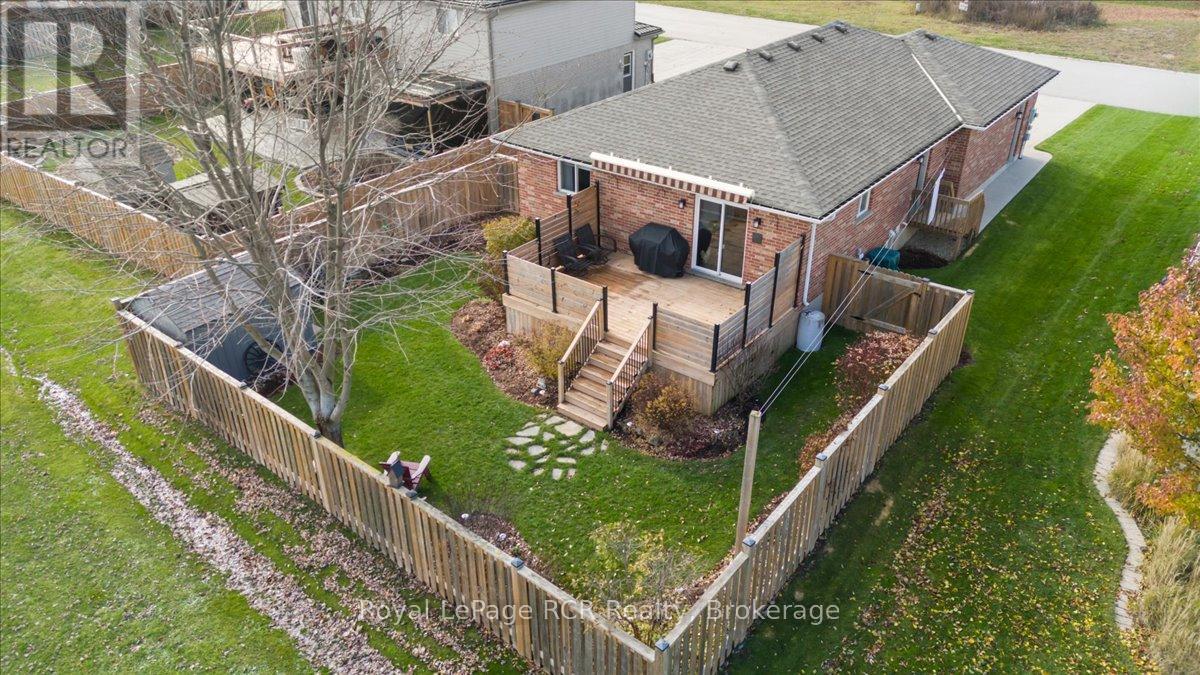 219 16th Avenue Crescent, Hanover, Ontario N4N 3V3 - Photo 41 - X12559394