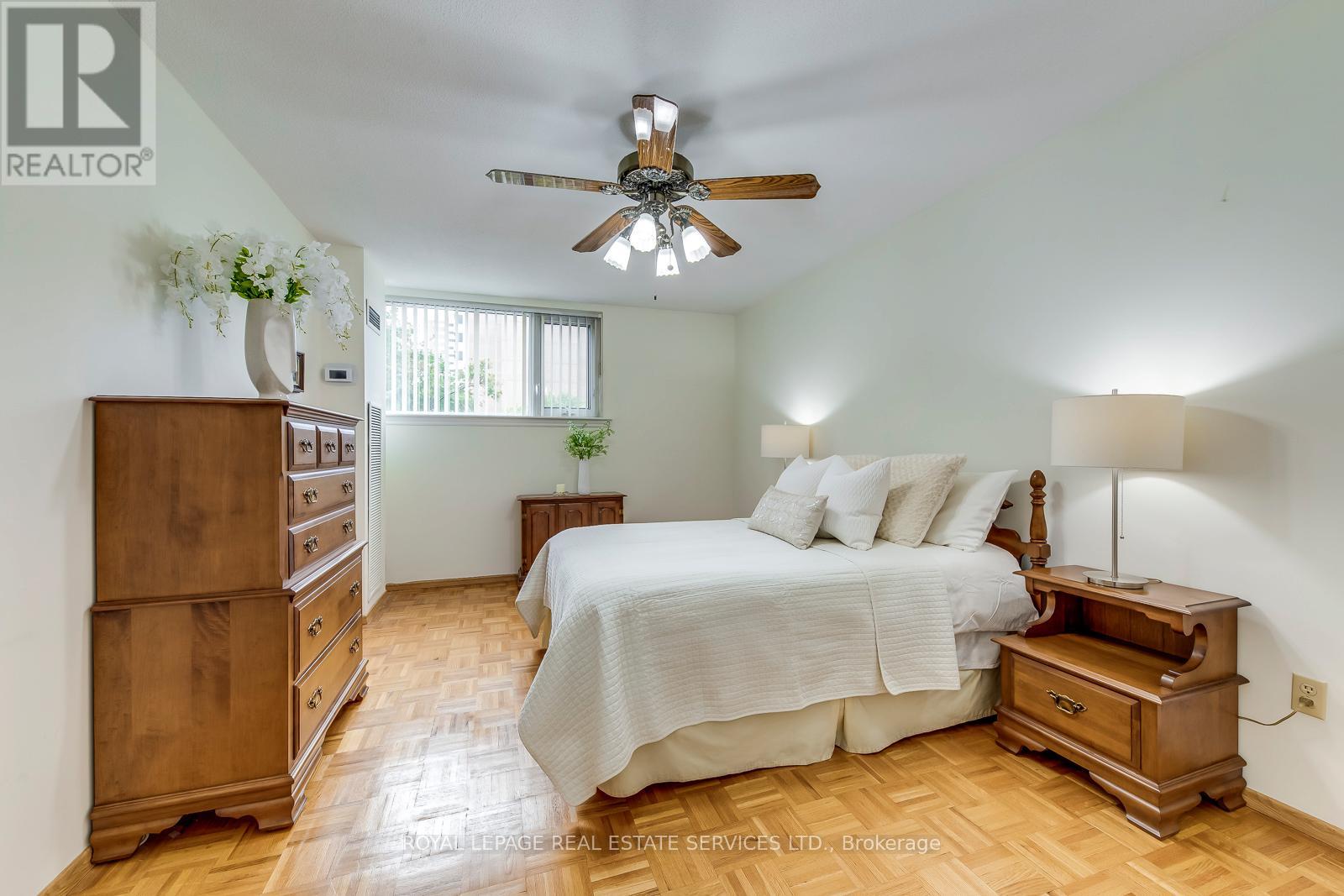 405 - 240 Scarlett Road, Toronto, Ontario  M6N 4X4 - Photo 28 - W12632148