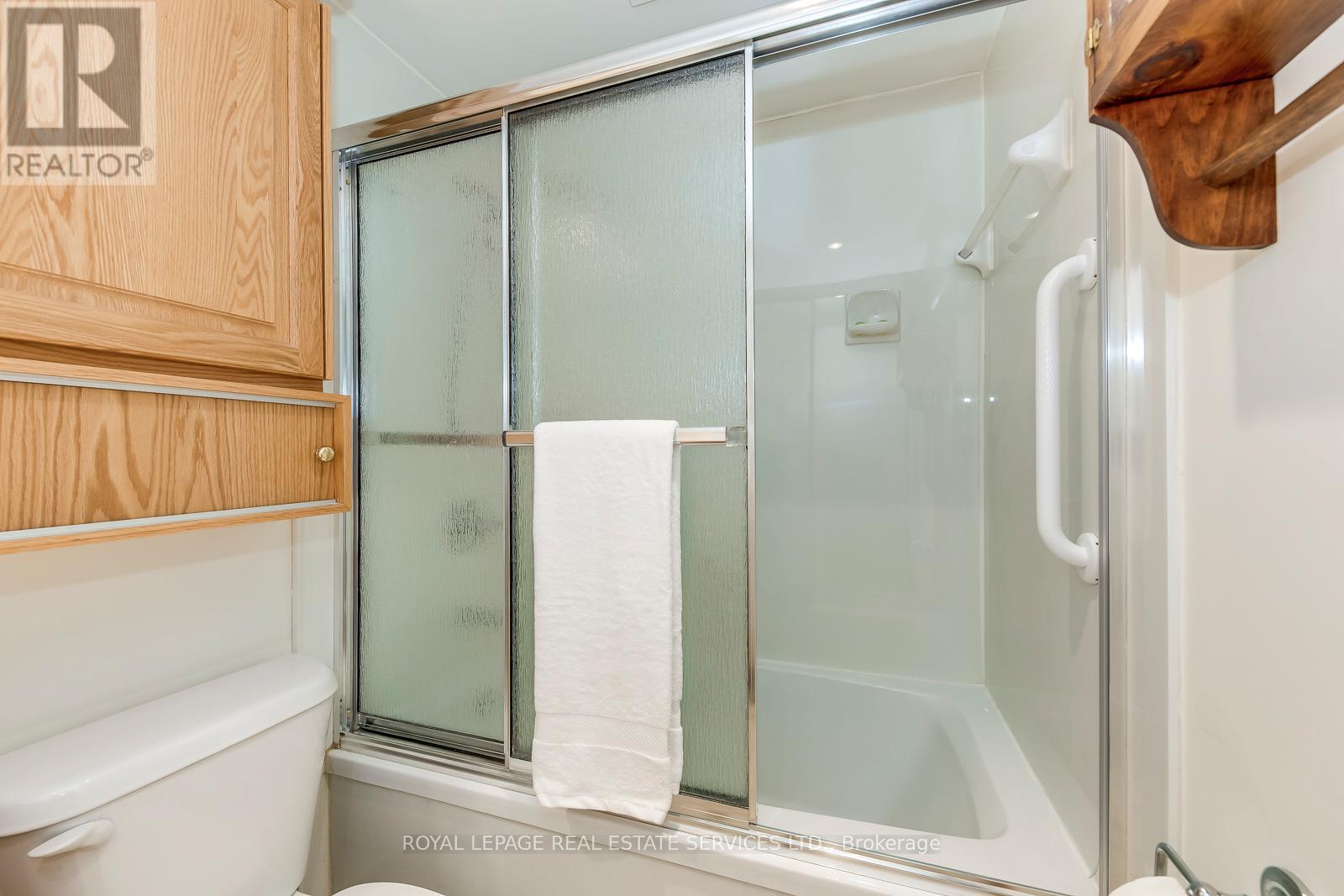 405 - 240 Scarlett Road, Toronto, Ontario  M6N 4X4 - Photo 34 - W12632148