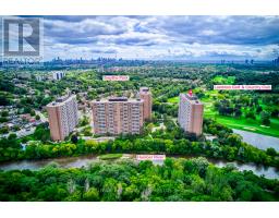 405 - 240 SCARLETT ROAD, Toronto, Ontario