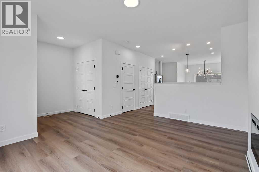 1029 Reynolds Crescent Sw, Airdrie, Alberta  T4B 5L8 - Photo 5 - A2200715