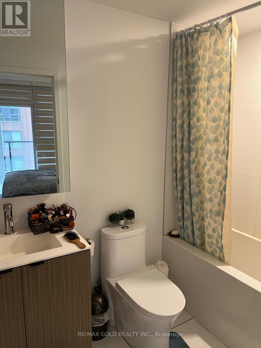 812 - 20 Edward Street W, Toronto, Ontario  M5G 0C5 - Photo 6 - C12632150