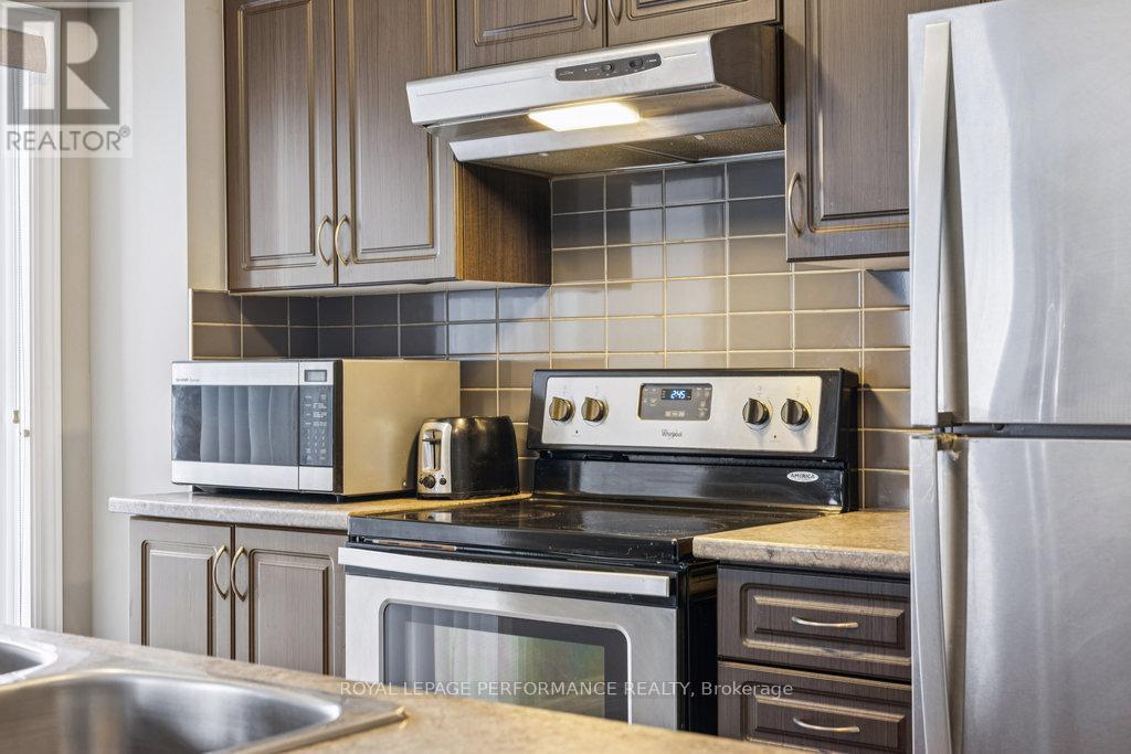 8 - 474 Clearbrook Drive, Ottawa, Ontario  K2J 5X5 - Photo 17 - X12632164