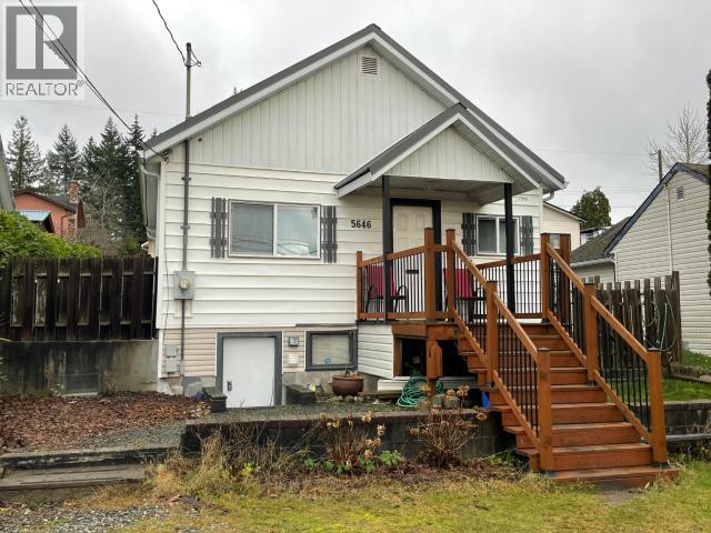 5646 MANSON AVE, Powell River, British Columbia