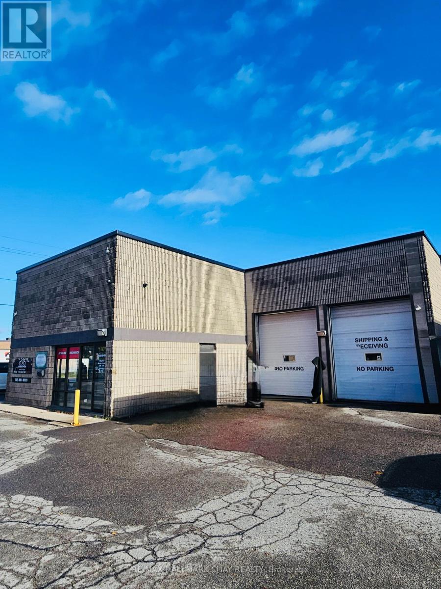 3&4 - 25 Hart Drive, Barrie, Ontario  L4N 5R8 - Photo 3 - S12533796