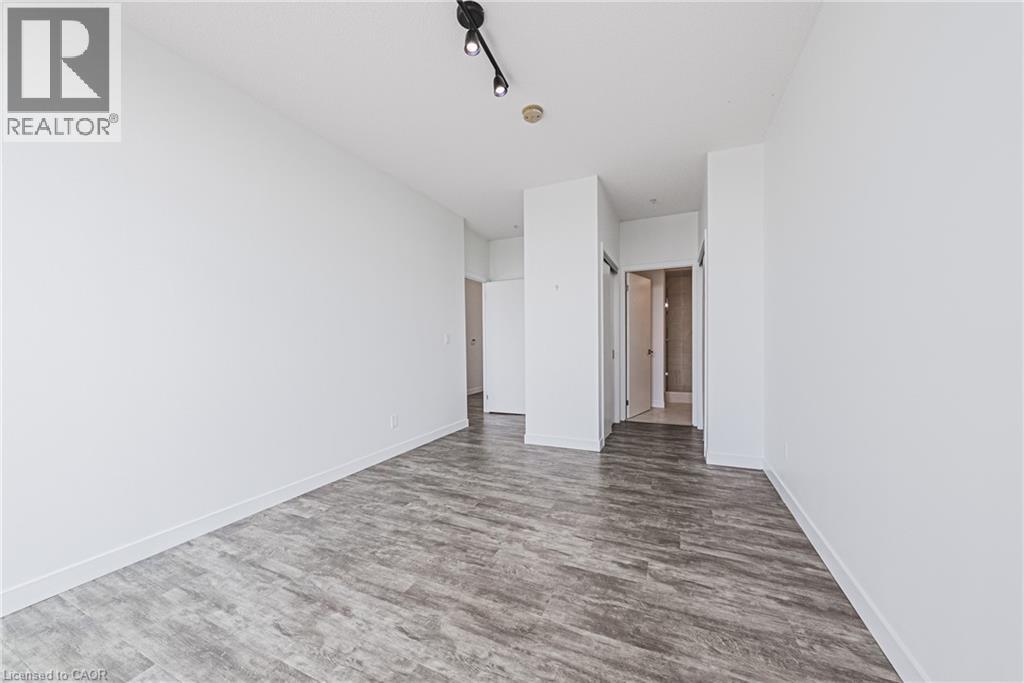 2081 Fairview Street Unit# 2001, Burlington, Ontario  L7R 0E4 - Photo 18 - 40793549