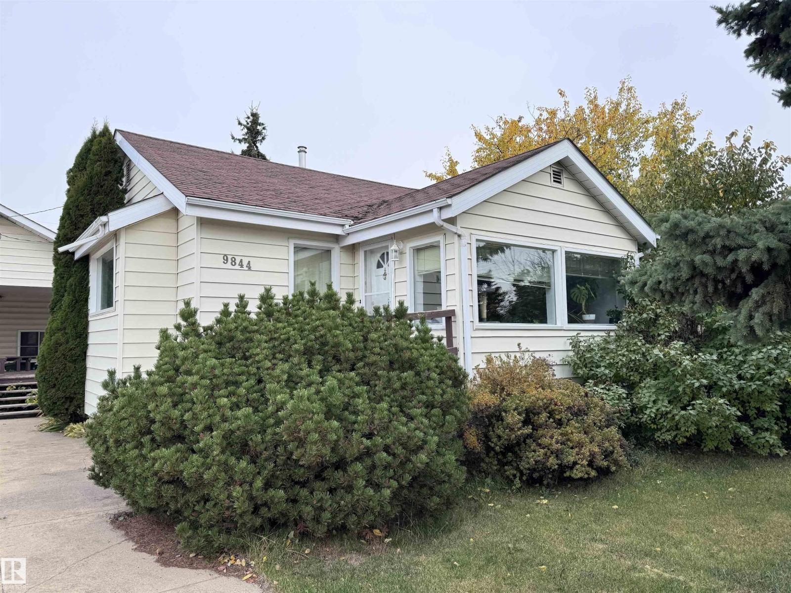 9844 99 ST, Westlock, Alberta