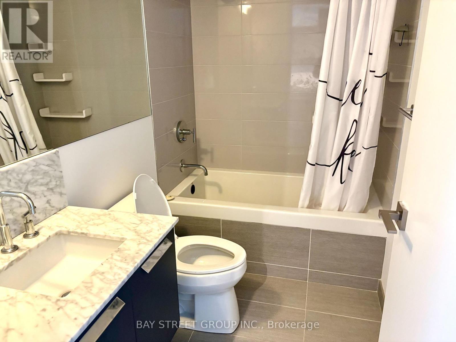 3908 - 50 Charles Street E, Toronto, Ontario M4Y 0C3 - Photo 5 - C12632188