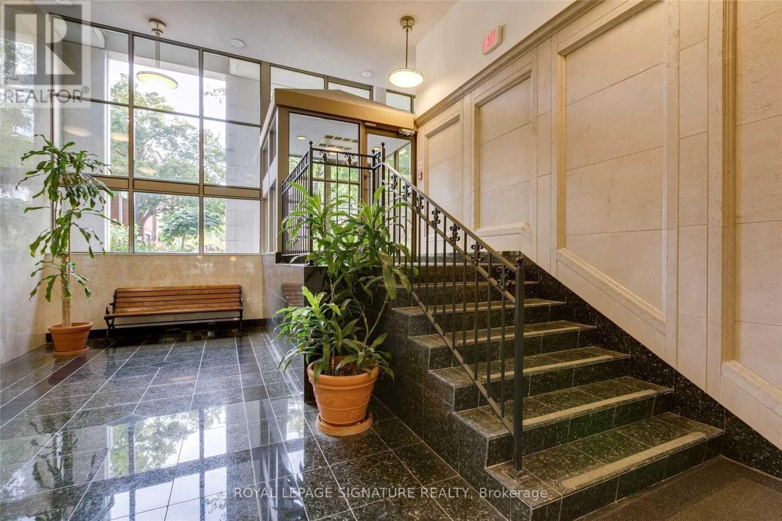 302 - 65 Scadding Avenue, Toronto, Ontario  M5A 4L1 - Photo 2 - C12632200