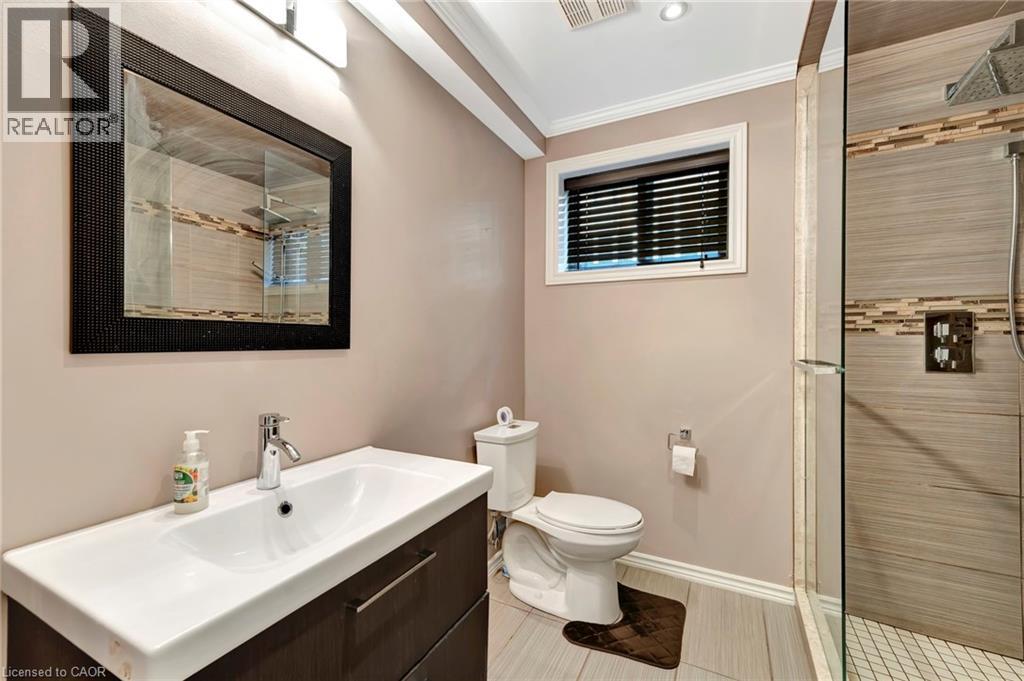 39 Marilyn Court, Hamilton, Ontario  L9B 2T5 - Photo 22 - 40793847