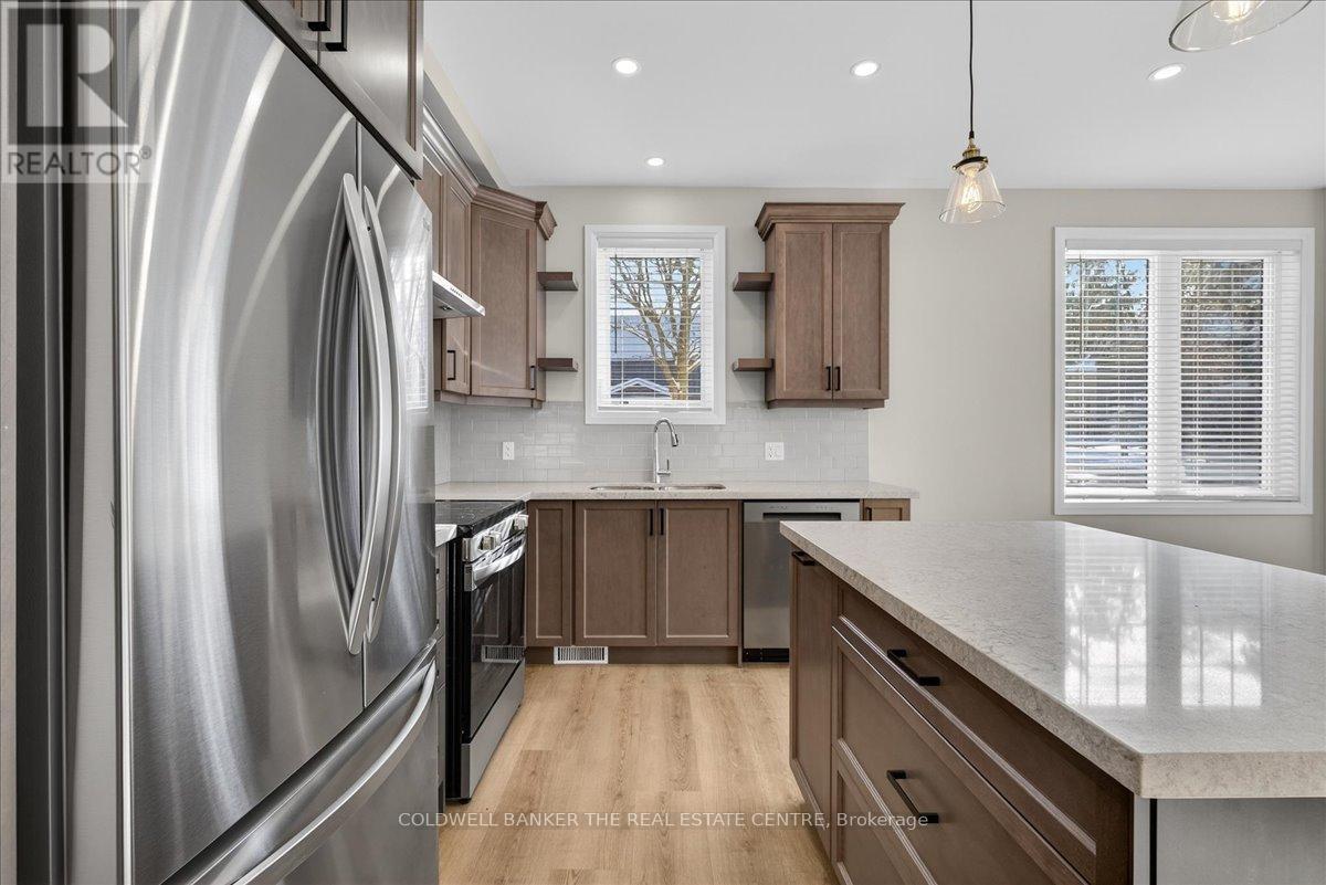 Unit 2 - 361 Queen Street, Newmarket, Ontario  L3Y 2G7 - Photo 18 - N12632162