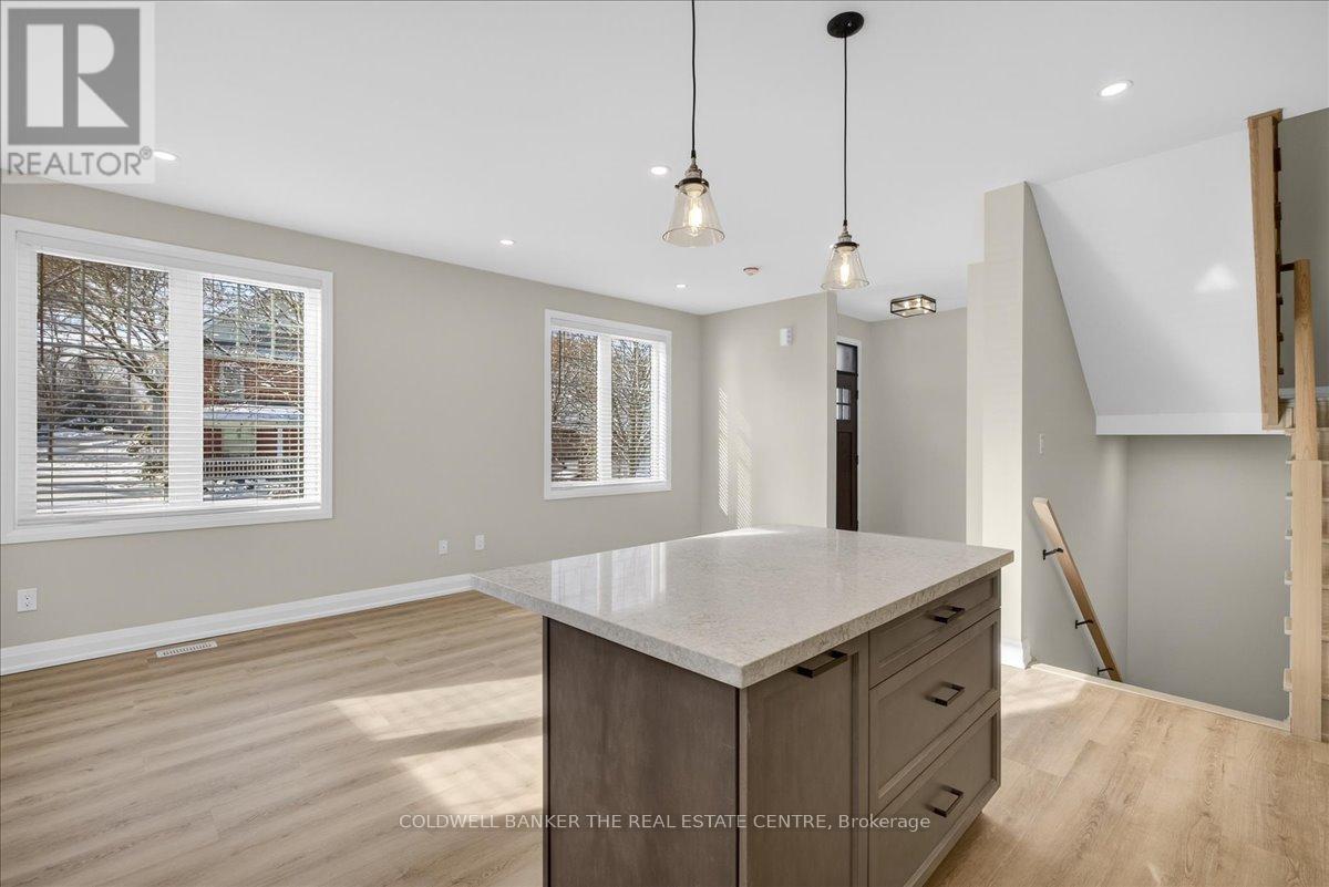 Unit 2 - 361 Queen Street, Newmarket, Ontario  L3Y 2G7 - Photo 19 - N12632162