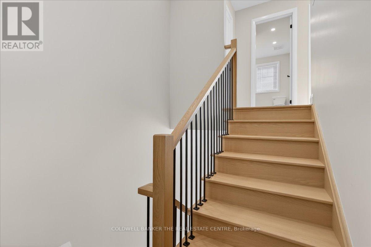 Unit 2 - 361 Queen Street, Newmarket, Ontario  L3Y 2G7 - Photo 22 - N12632162