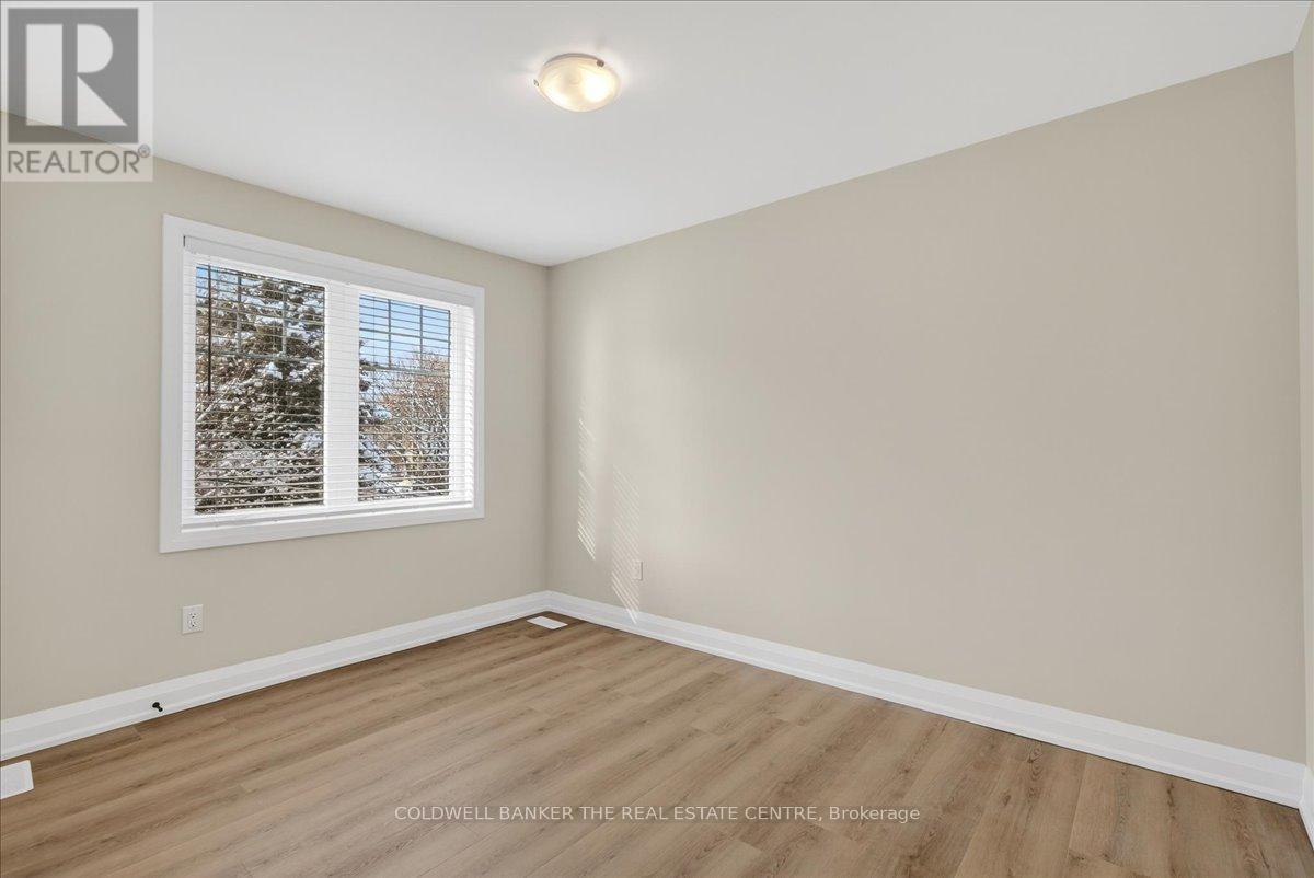 Unit 2 - 361 Queen Street, Newmarket, Ontario  L3Y 2G7 - Photo 27 - N12632162