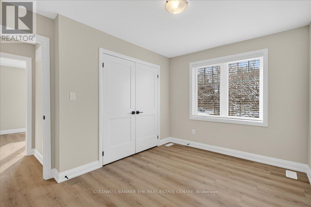 Unit 2 - 361 Queen Street, Newmarket, Ontario  L3Y 2G7 - Photo 29 - N12632162