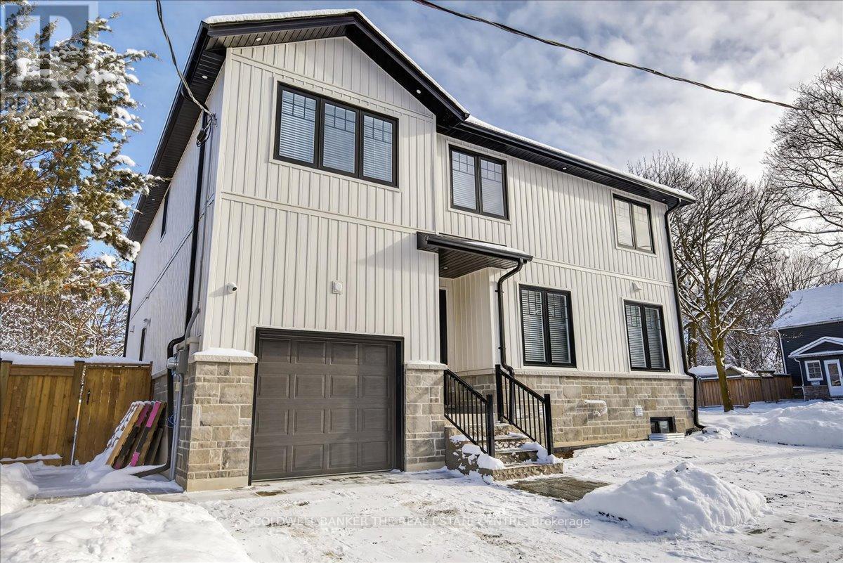 Unit 2 - 361 Queen Street, Newmarket, Ontario  L3Y 2G7 - Photo 3 - N12632162