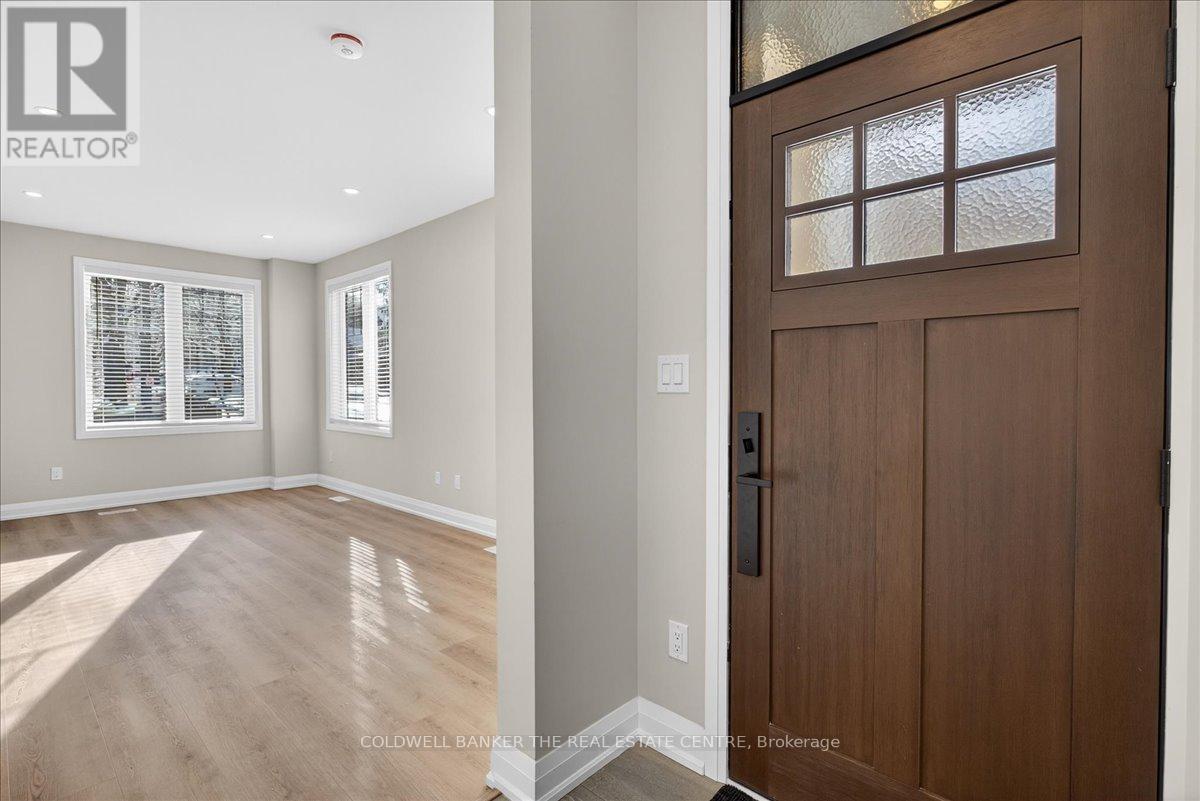 Unit 2 - 361 Queen Street, Newmarket, Ontario  L3Y 2G7 - Photo 6 - N12632162