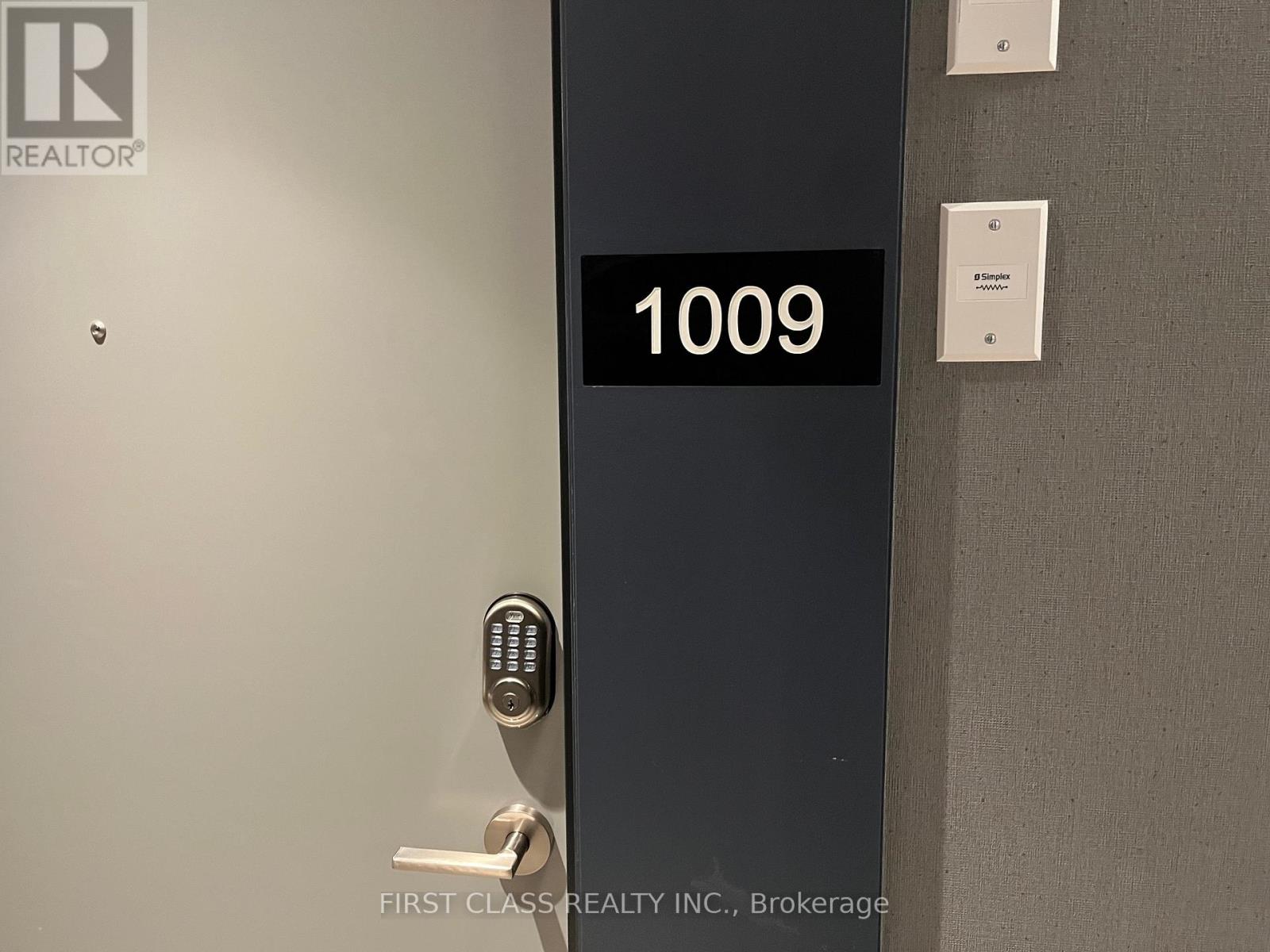 1009 - 50 UPPER MALL WAY, Vaughan, Ontario