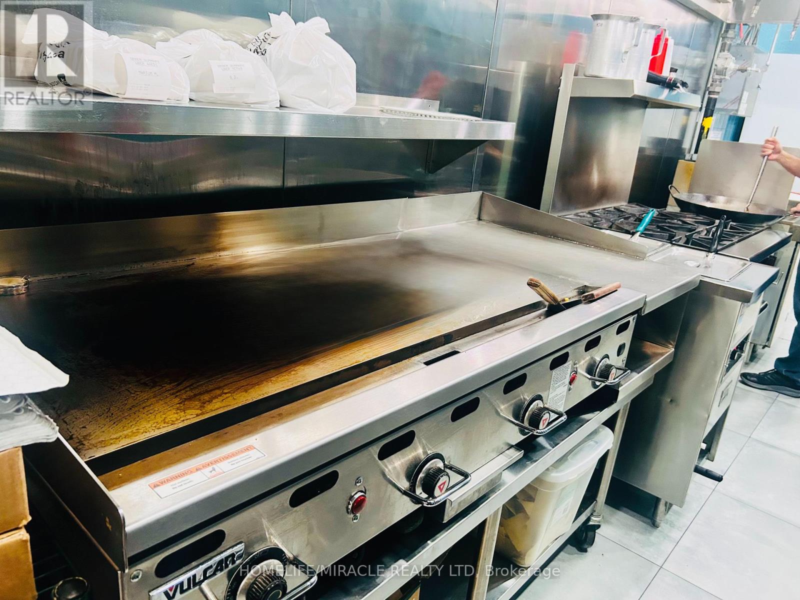 104 - 5 Rossland Road E, Ajax, Ontario  L1Z 0T4 - Photo 14 - E12631942