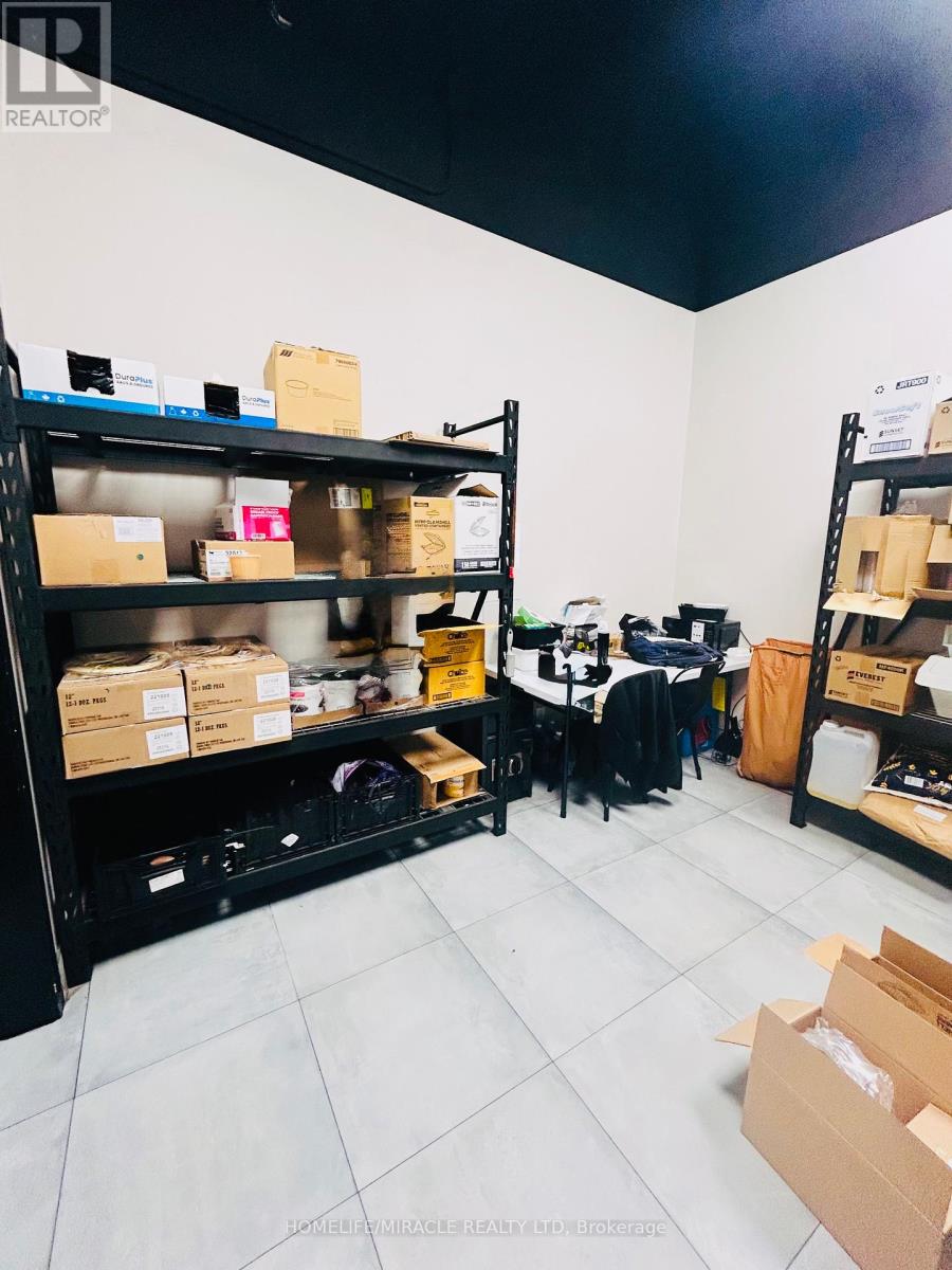 104 - 5 Rossland Road E, Ajax, Ontario  L1Z 0T4 - Photo 21 - E12631942