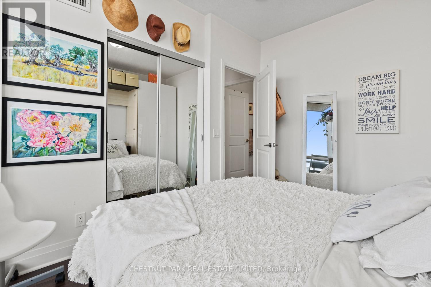 2213 - 17 Zorra Street, Toronto (Islington-City Centre West), Ontario  M8Z 0C8 - Photo 10 - W12632172