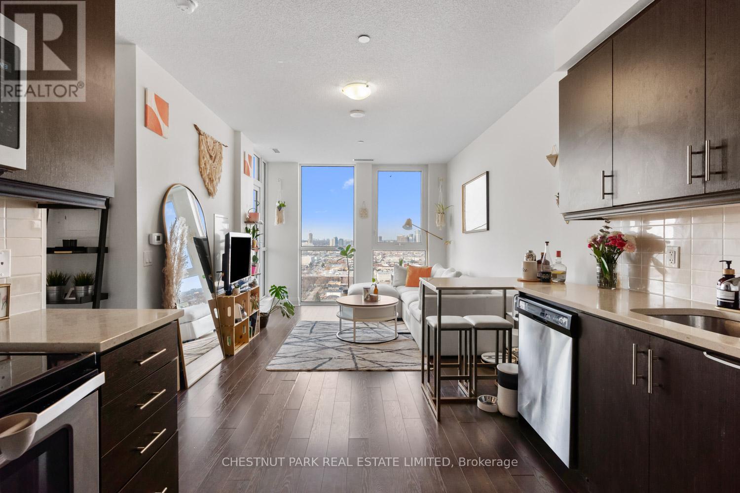 2213 - 17 Zorra Street, Toronto (Islington-City Centre West), Ontario  M8Z 0C8 - Photo 2 - W12632172