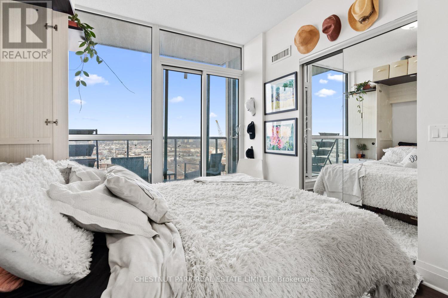 2213 - 17 Zorra Street, Toronto (Islington-City Centre West), Ontario  M8Z 0C8 - Photo 9 - W12632172