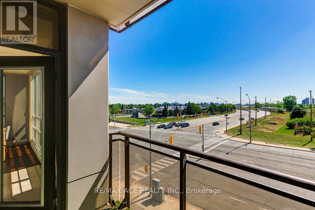 315 - 1060 Sheppard Avenue W, Toronto, Ontario  M3K 2C9 - Photo 19 - W12632184
