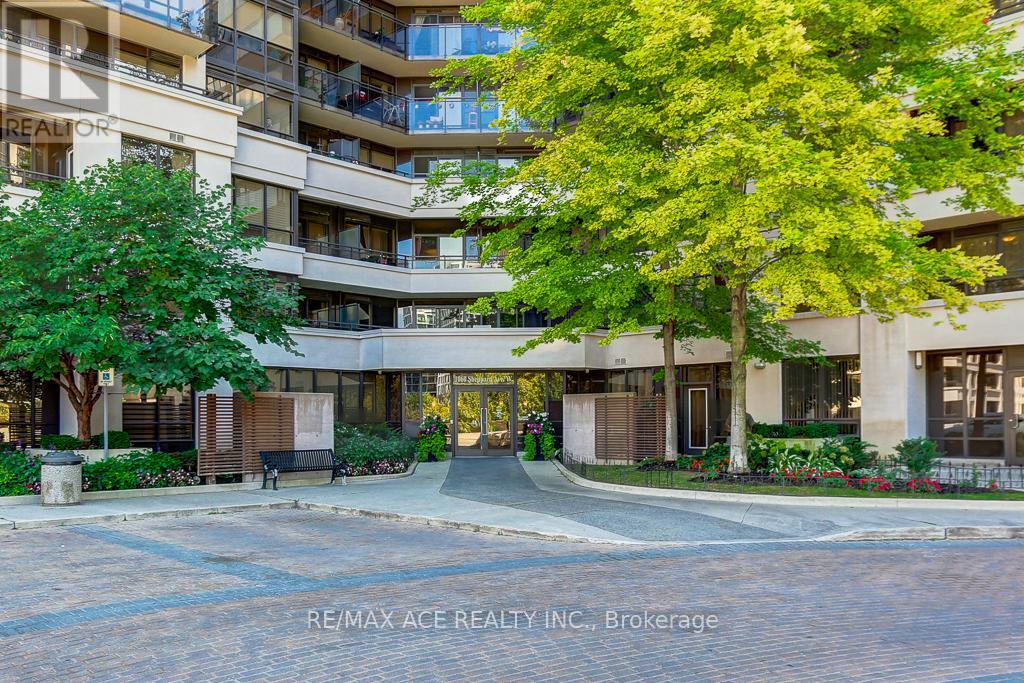 315 - 1060 Sheppard Avenue W, Toronto, Ontario  M3K 2C9 - Photo 2 - W12632184