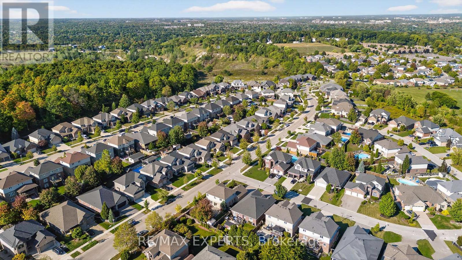 936 Talisman Crescent, London South, Ontario  N6K 0B7 - Photo 36 - X12574748