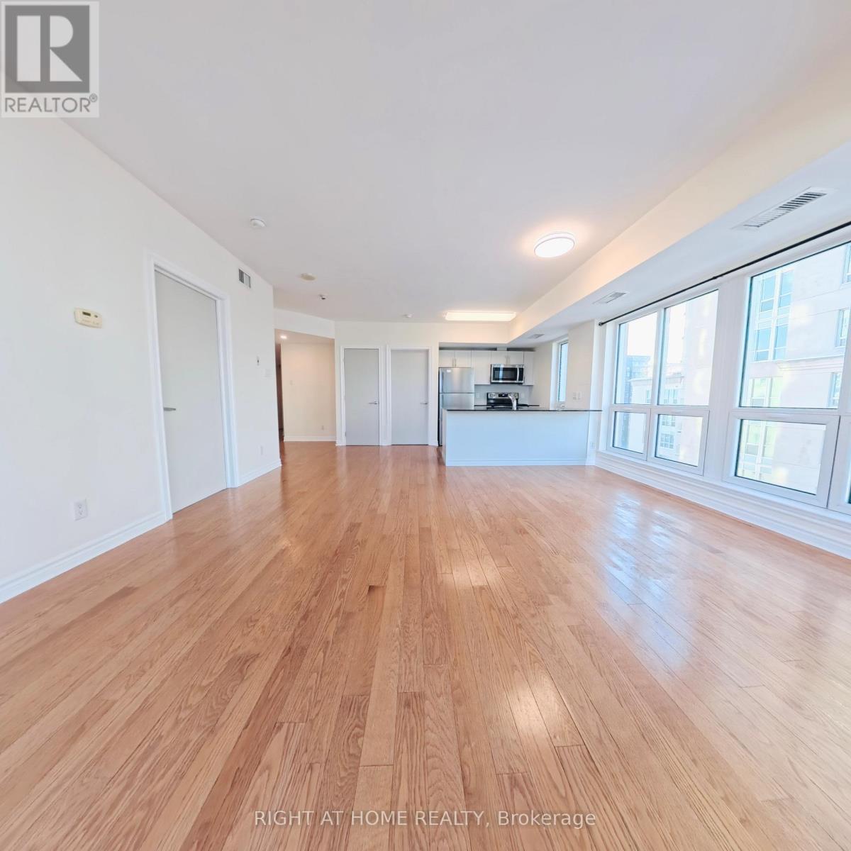 1901 - 234 Rideau Street, Ottawa, Ontario K1N 0A9 - Photo 11 - X12632210