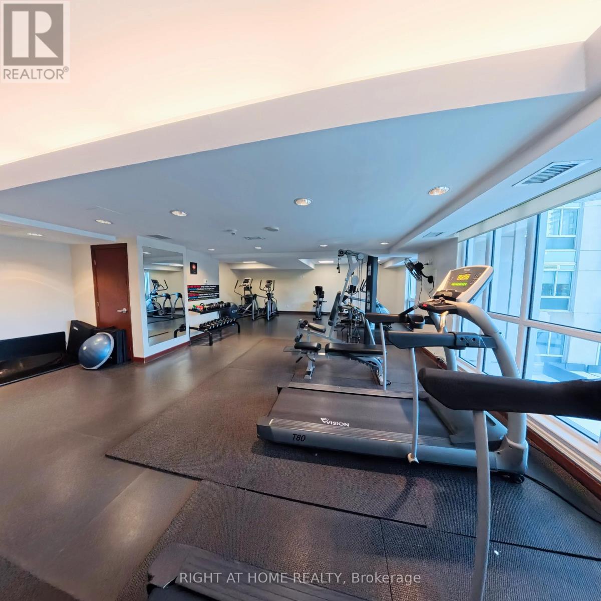 1901 - 234 Rideau Street, Ottawa, Ontario K1N 0A9 - Photo 19 - X12632210