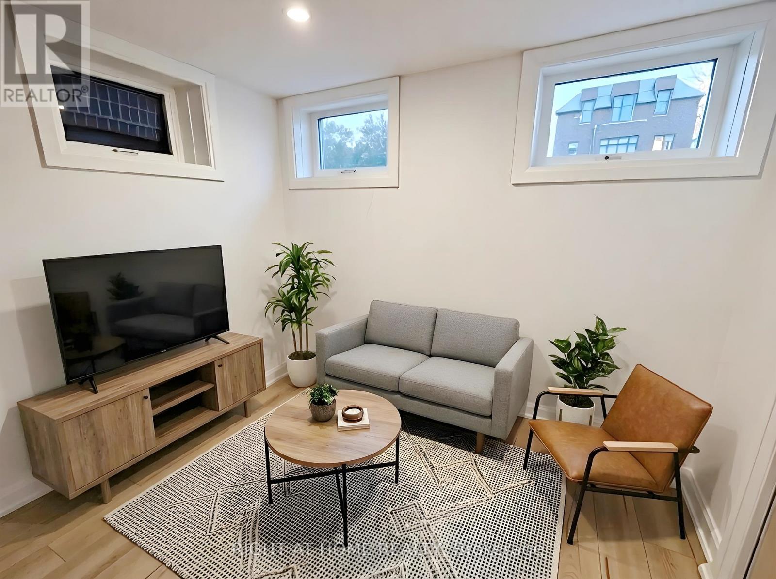 Bf - 55 Camberwell Road, Toronto, Ontario  M6C 3E7 - Photo 4 - C12631680