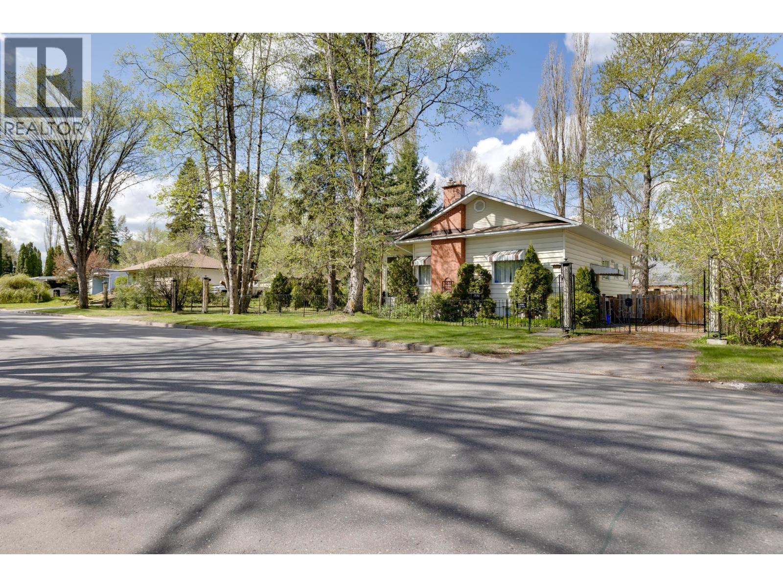 1591 Cedar Street, Prince George, British Columbia  V2L 1B6 - Photo 39 - R3059500