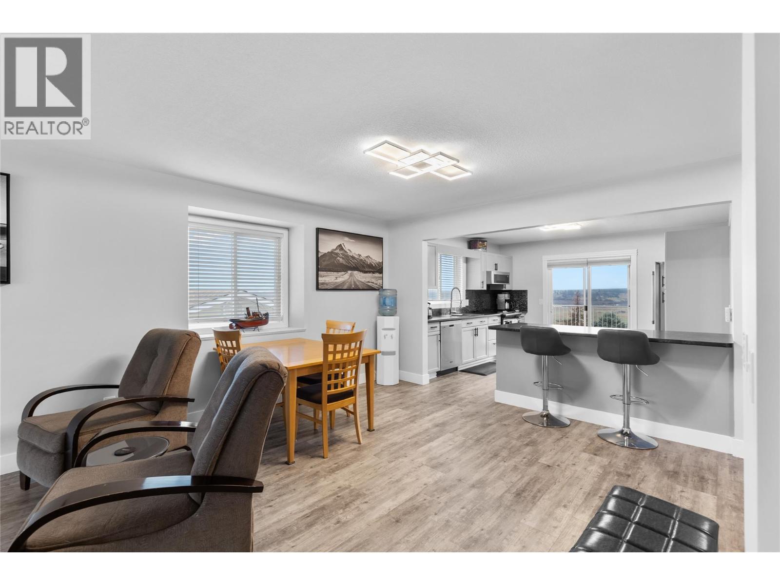 6427 Spencer Road, Kelowna, British Columbia  V1X 7T6 - Photo 7 - 10365587