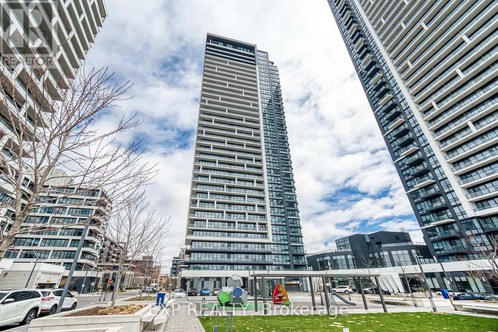 1807 - 18 Water Walk Drive, Markham, Ontario  L3R 6L5 - Photo 1 - N12632202