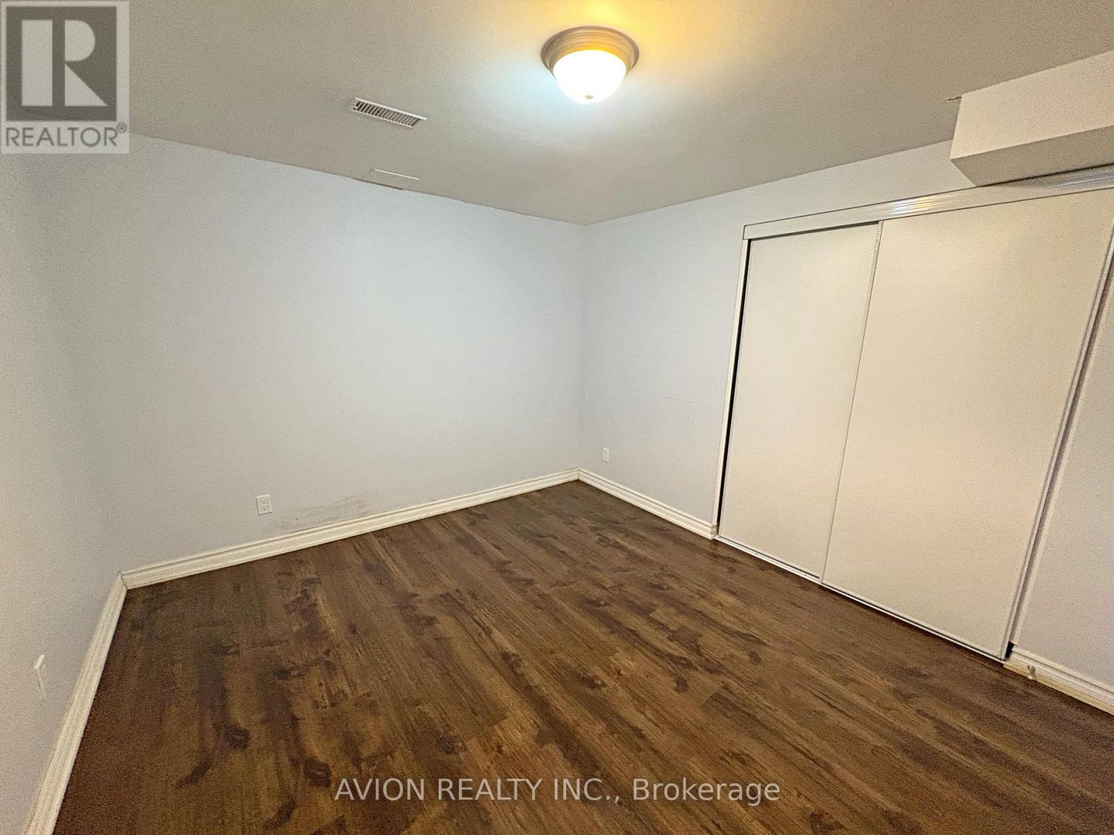 90 Penny Crescent, Markham, Ontario  L3P 5X6 - Photo 35 - N12632218