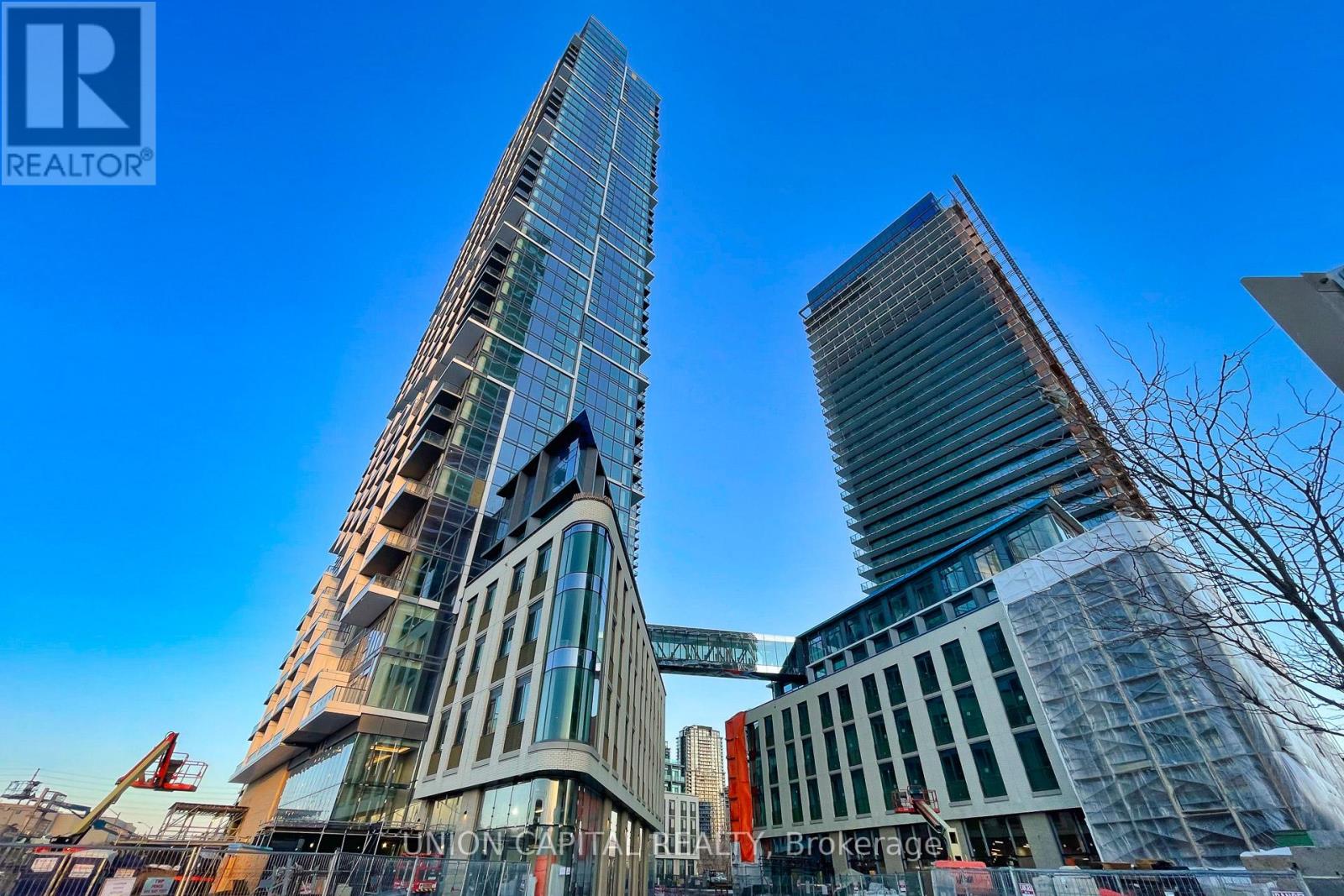 1103 - 1000 Portage Parkway, Vaughan, Ontario  L4K 0L1 - Photo 1 - N12632226