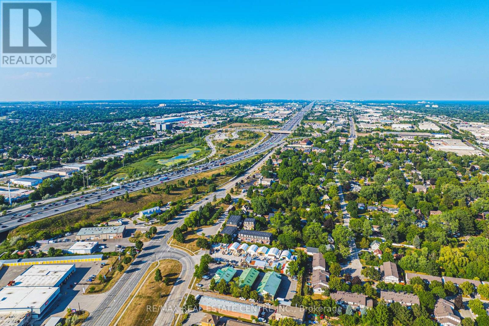 2001 - 2081 Fairview Street, Burlington, Ontario  L7R 0E4 - Photo 47 - W12632214