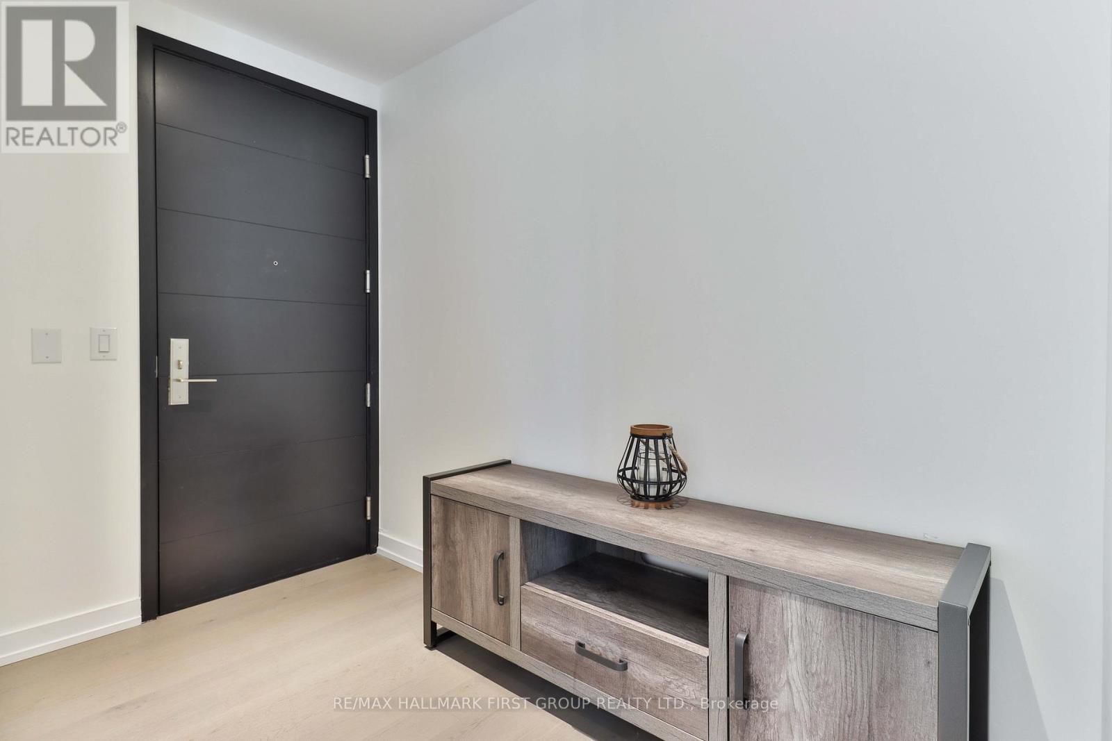 2402 - 488 University Avenue, Toronto, Ontario  M5G 0C1 - Photo 10 - C12632242