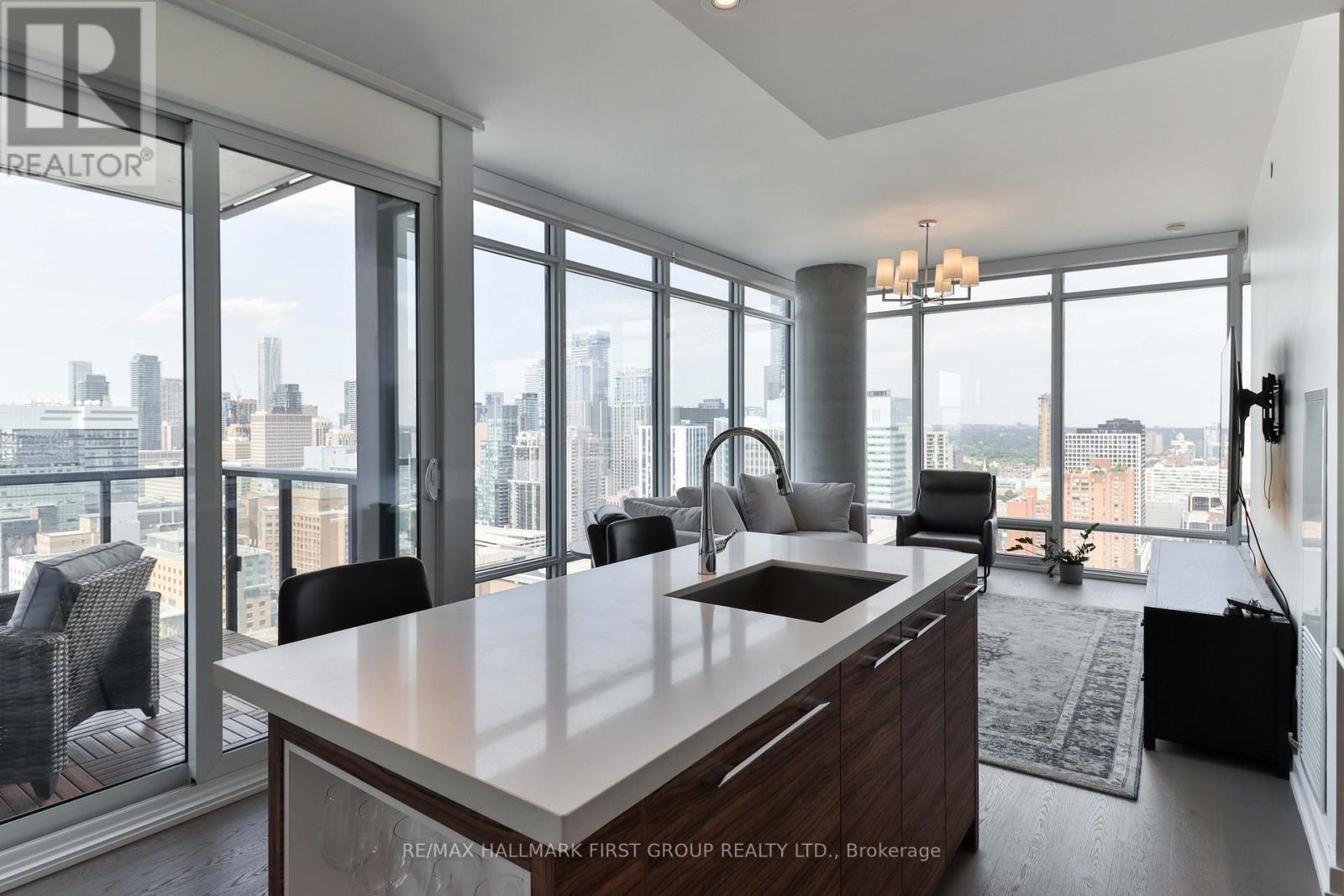 2402 - 488 University Avenue, Toronto, Ontario  M5G 0C1 - Photo 26 - C12632242