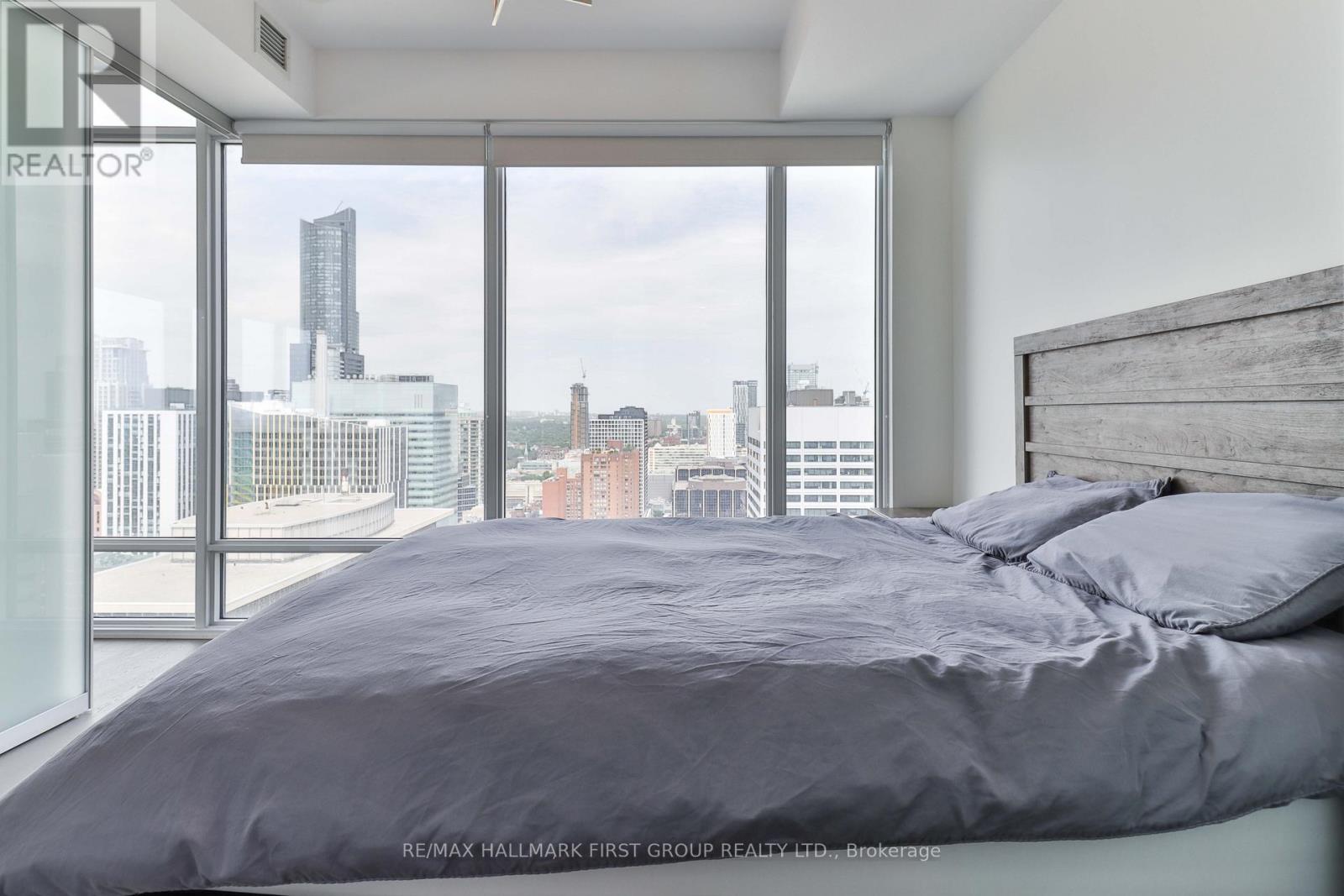 2402 - 488 University Avenue, Toronto, Ontario  M5G 0C1 - Photo 28 - C12632242