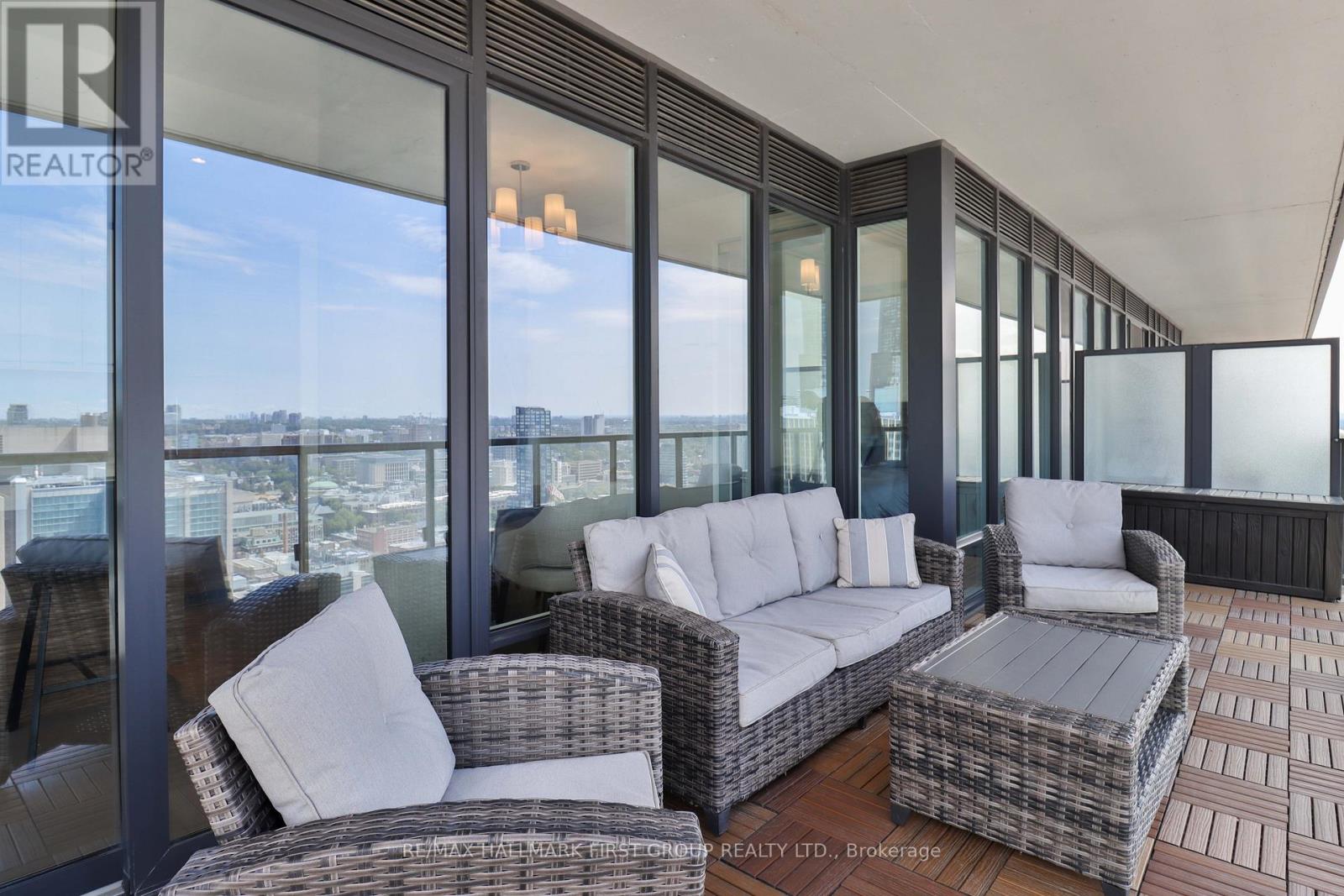 2402 - 488 University Avenue, Toronto, Ontario  M5G 0C1 - Photo 36 - C12632242