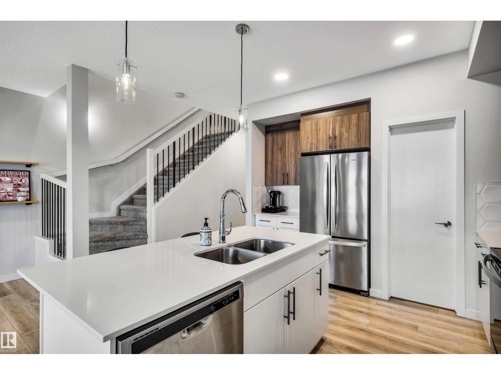 98 Kingsbury Ci, Spruce Grove, Alberta  T7X 0C9 - Photo 9 - E4467459