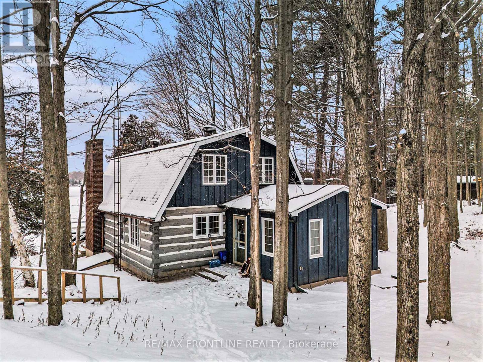 112 Blair Poole Farm Lane, Tay Valley, Ontario K7H 3C7 - Photo 3 - X12632244