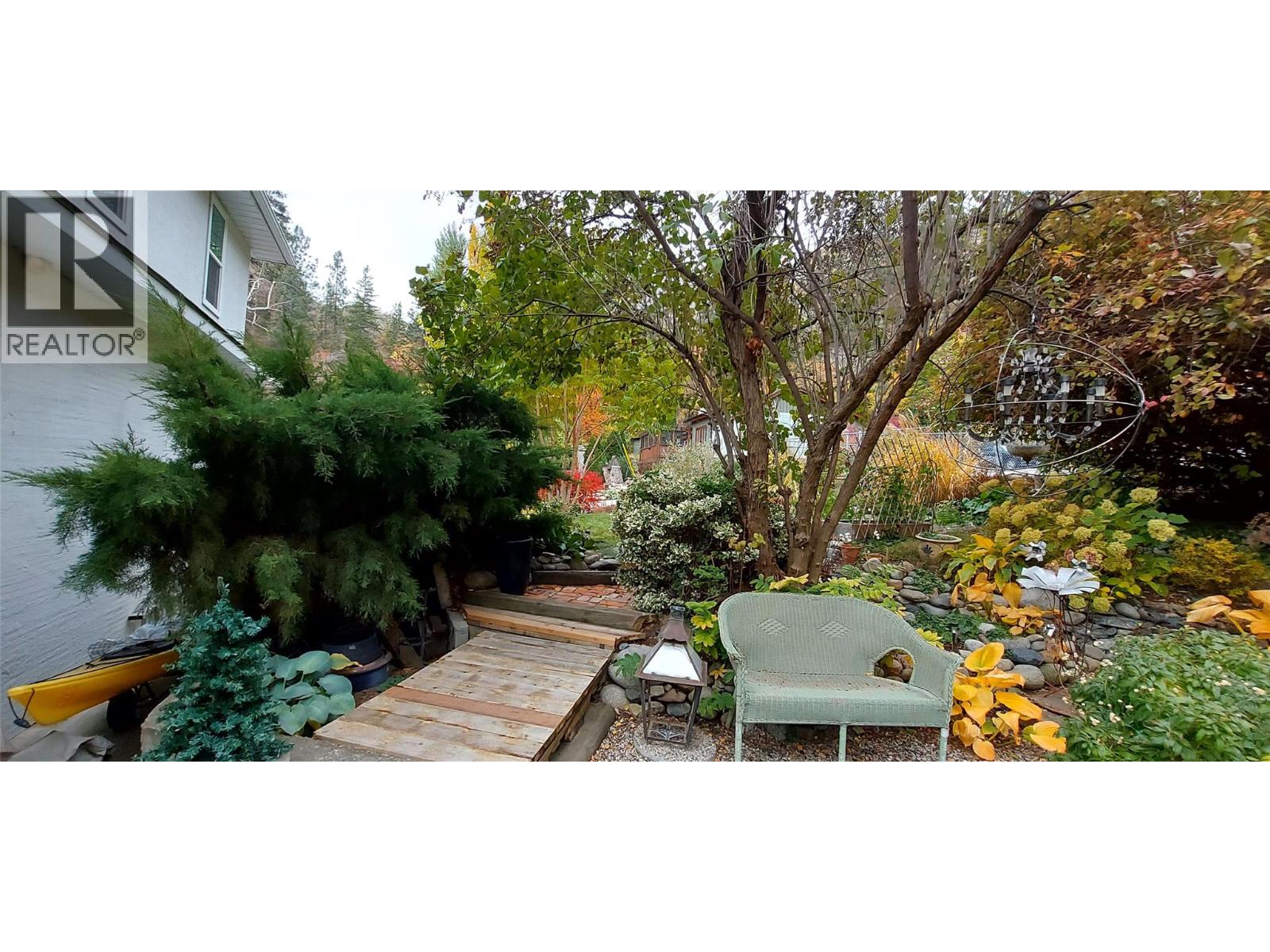 5706 Butler Street, Summerland, British Columbia  V0H 1Z1 - Photo 12 - 10371119