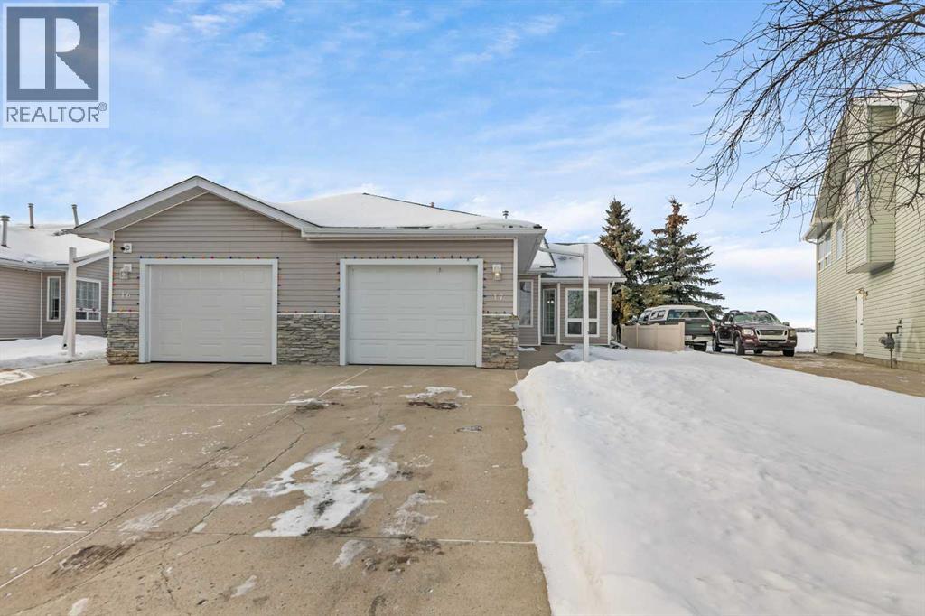 17, 1200 Milt Ford Lane, Carstairs, Alberta